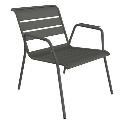 Essentiel extérieur：Fauteuil Lounge Monceau coloris vert en acier Fermob - 87 x 77 cm