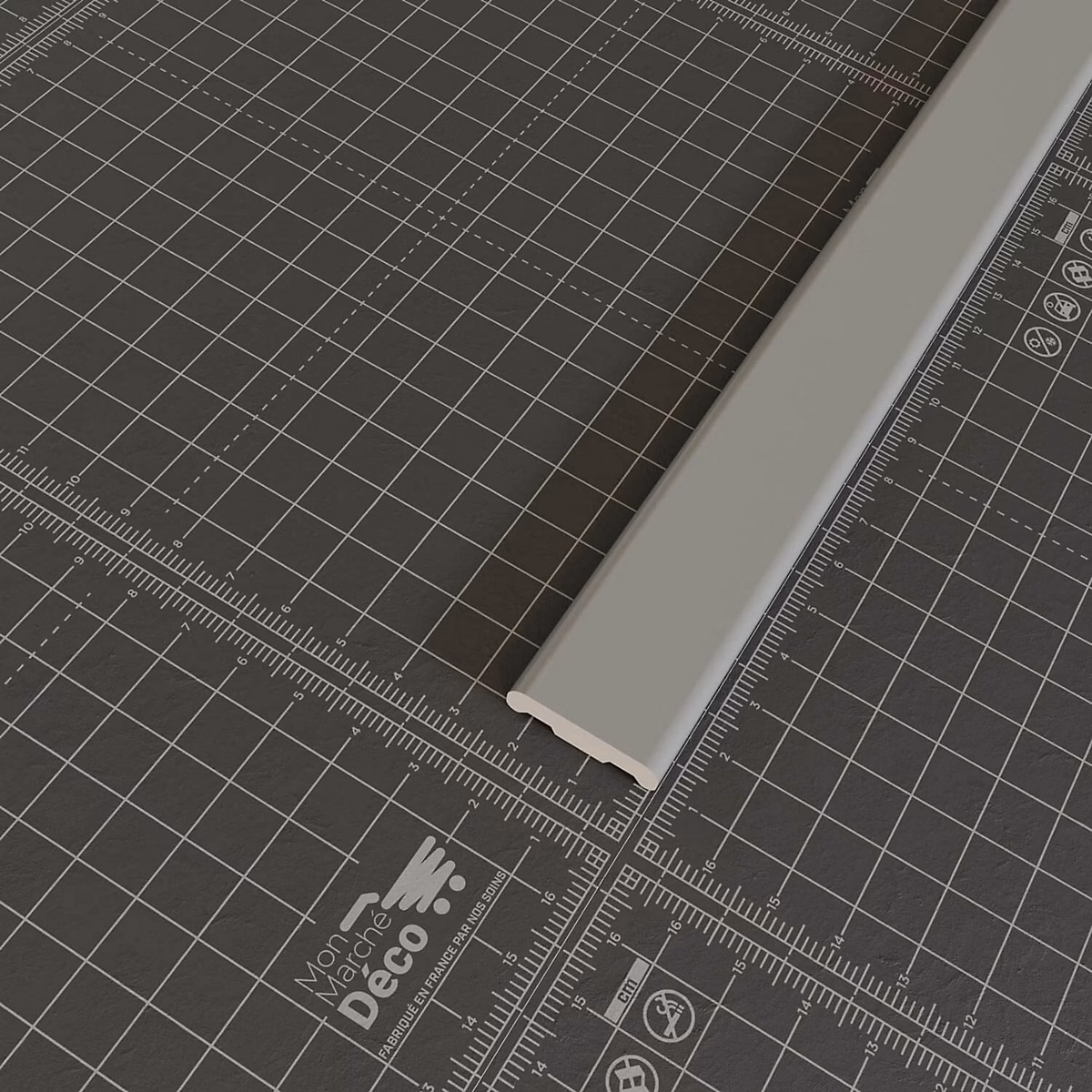 Champlat PVC Cellulaire 25 mm – Longueur 1 m, Gris