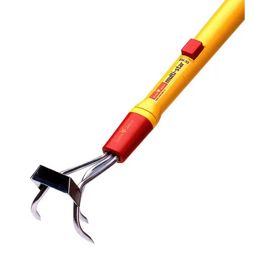 Pour les espaces verts:Griffe sarcleuse à main coloris métal.