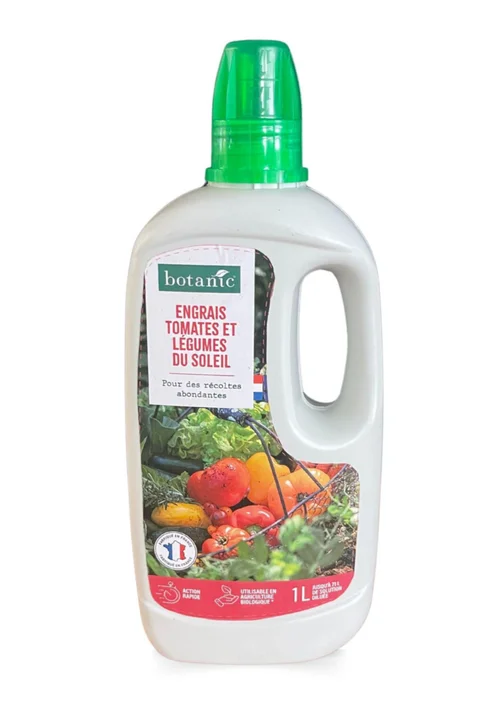 Jardin à équiper:Engrais tomates, aubergines, courgettes et poivrons en bouteille botanic® - 1L