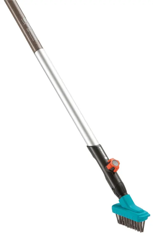 Pratique extérieur:Brosse grattoir combisystem coloris bleu Gardena - 14,3 x 3,6 x 14,3 cm