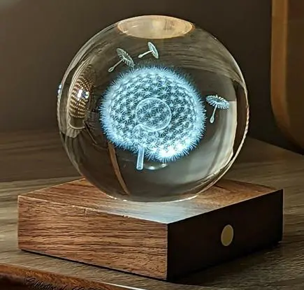 Une touche extérieure:Boule en cristal et verre design Dandelion - Ø 8 x H 12 cm