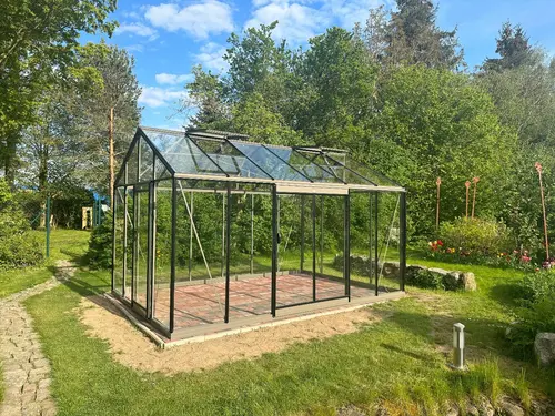 Moderne jardin:Serre de jardin Léonie coloris gris 13,62 m² ACD - 306 x 445 cm