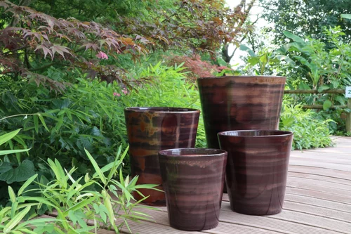 Une idée pour votre jardin:Pot en terre cuite émaillée marron Châtaigne Les Poteries d’Albi Sydney - Ø 45 x H 61 cm
