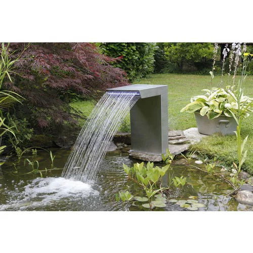 Tout au jardin:Cascade Ubbink Straight LED