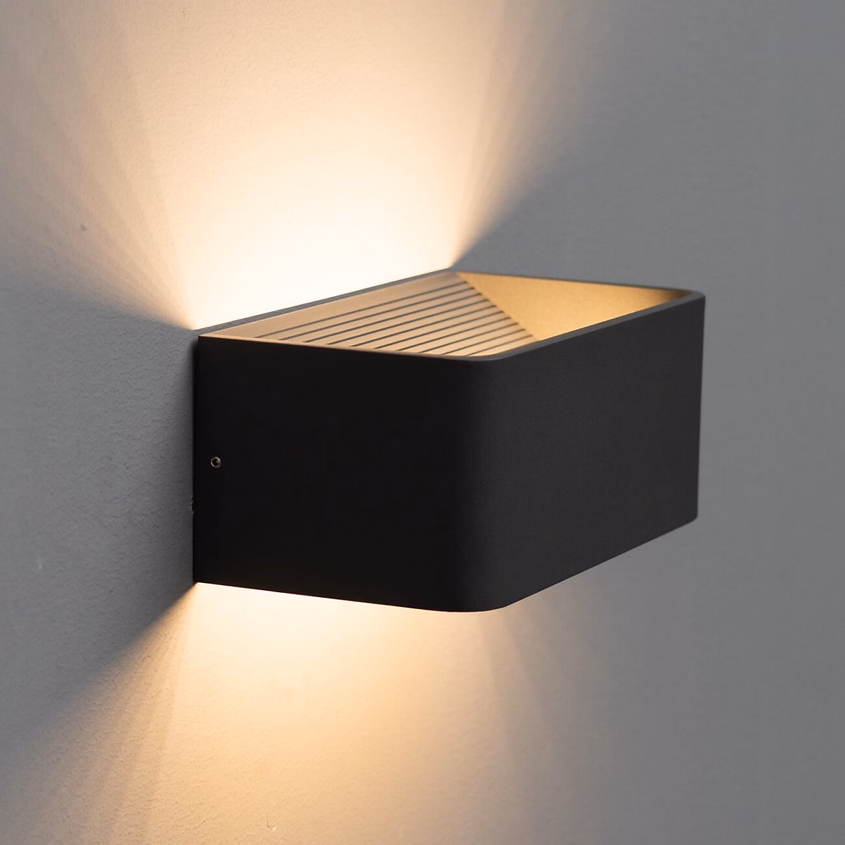 Eclairage mural à LED 6W gris 20 cm – Quadra